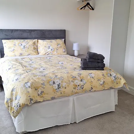 2 Bed Duplex F28 X638 Appartement *